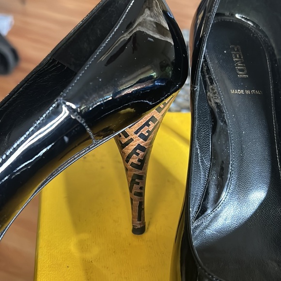 Fendi shoes - Picture 5 of 6